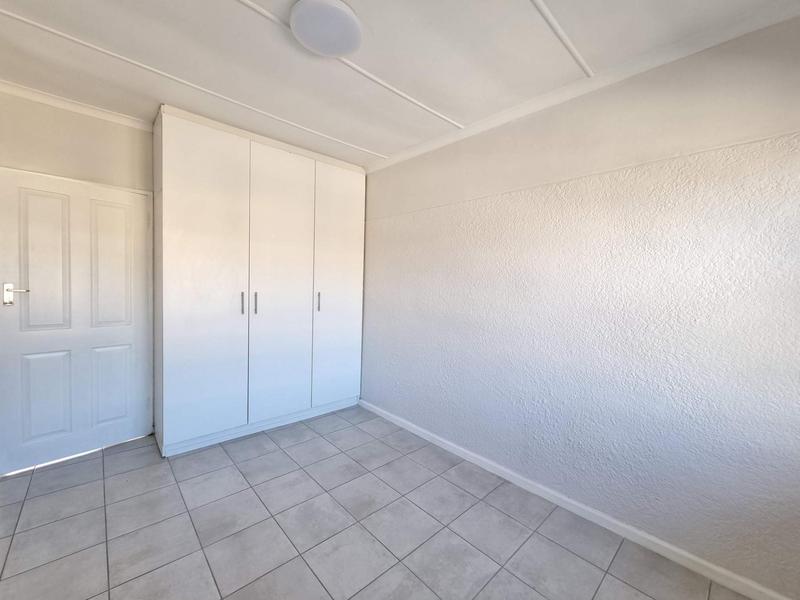 1 Bedroom Property for Sale in Avondale Western Cape